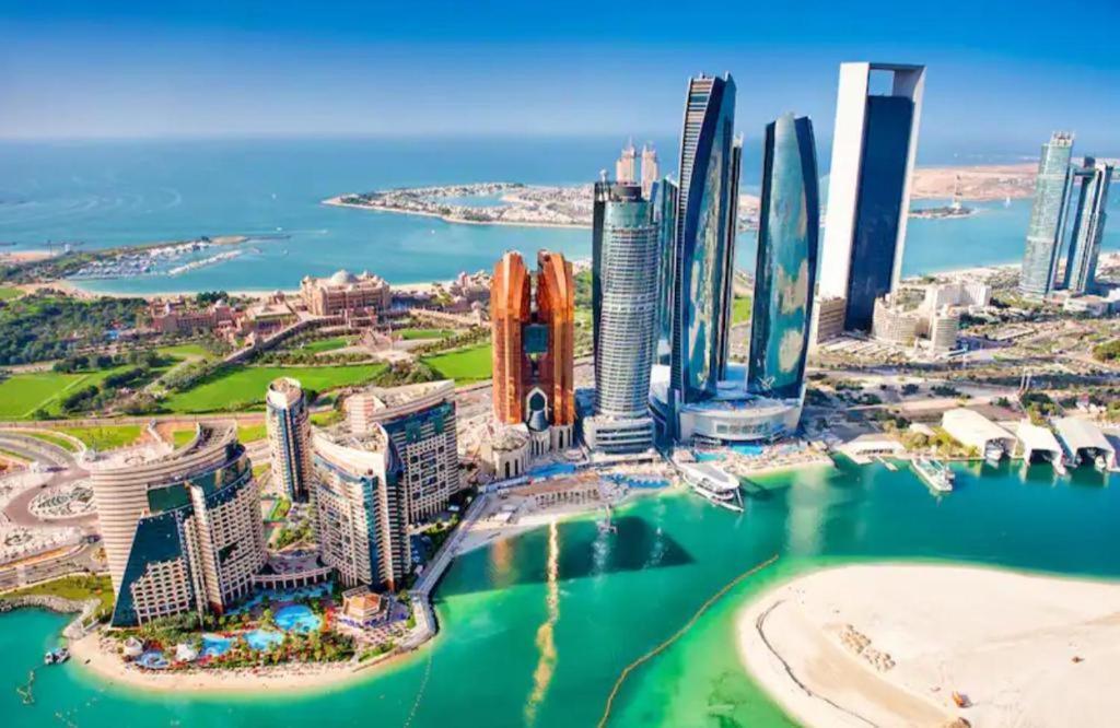 Apartamento Remas's In Corniche